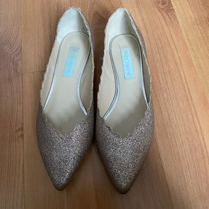 Flat ballet shoes